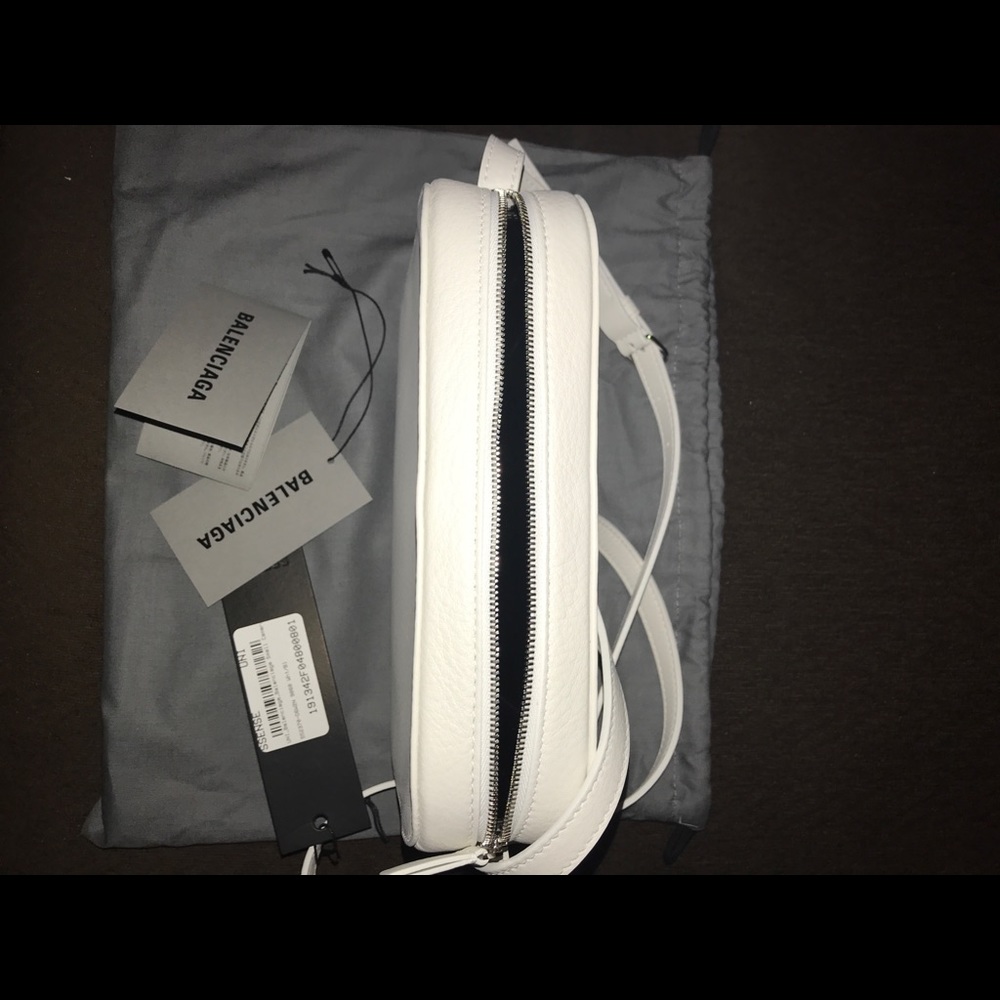 Balenciage Camera Bag ( small)